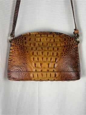 Brahmin Vintage Y2K Toasted Almond Melbourne Croc Embossed Leather Crossbody EUC